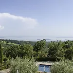 Perugini Country house *