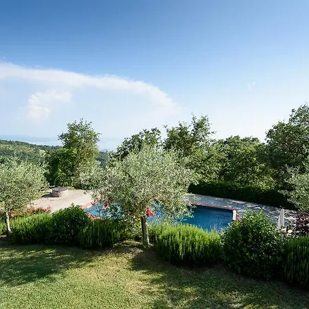 Perugini Tuoro sul Trasimeno