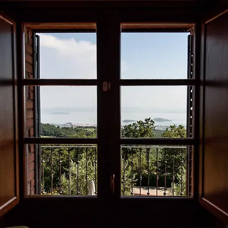 Perugini Casa rural Tuoro sul Trasimeno